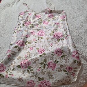 Dentelle Floral Pink and Green Fabric